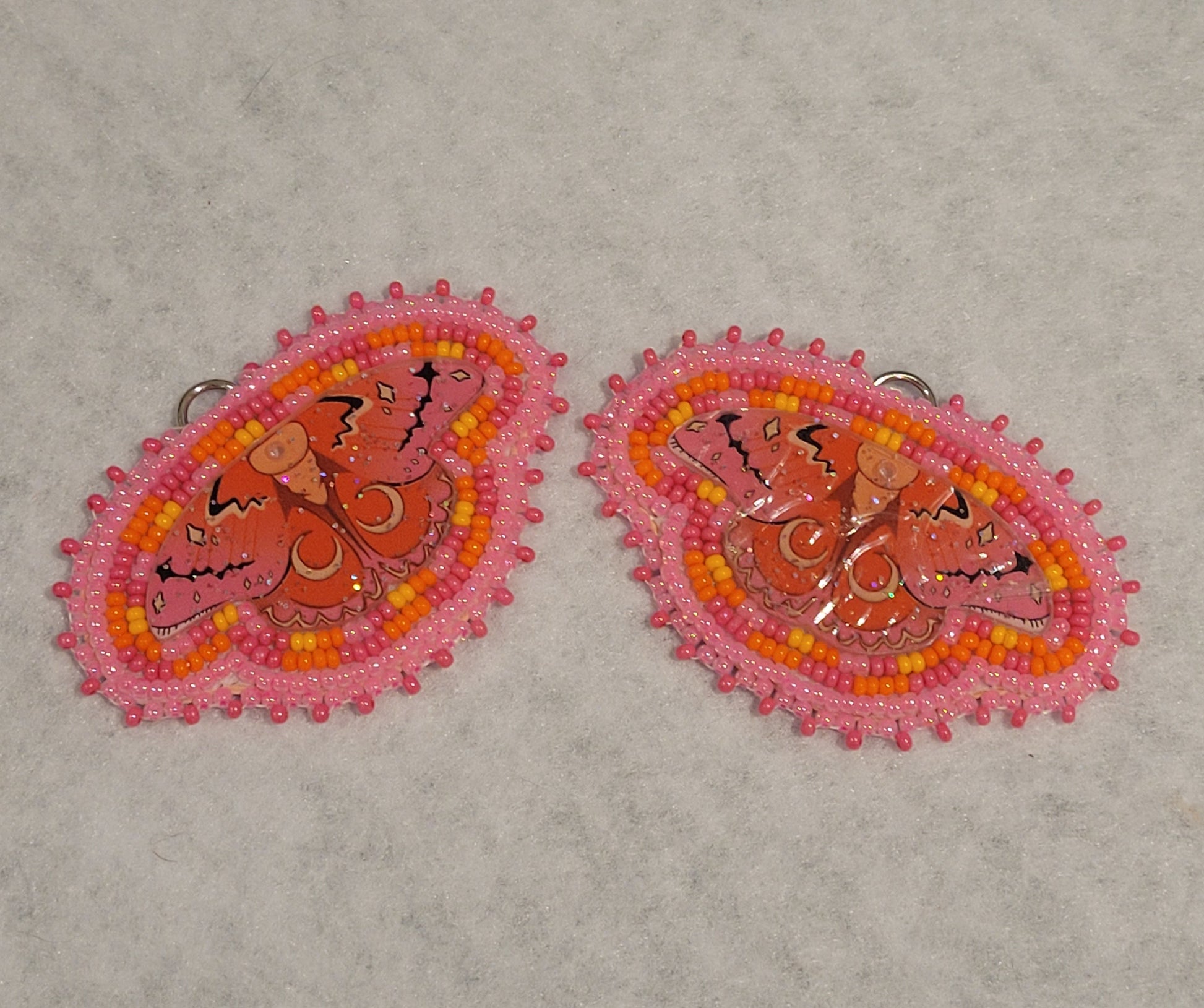 Rosy Moth earrings - IndigiNature
